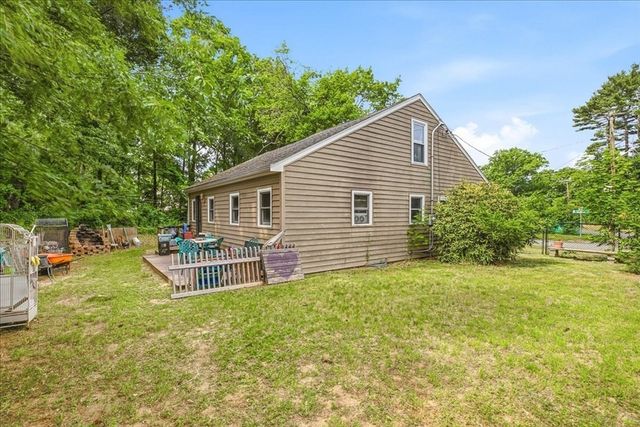 2 Hillwood Ave, Stoughton, MA 02072