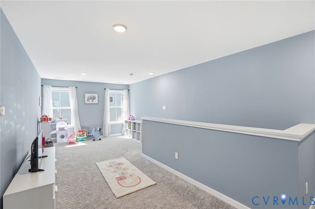 8189 Lyman Ct, Mechanicsville, VA 23116