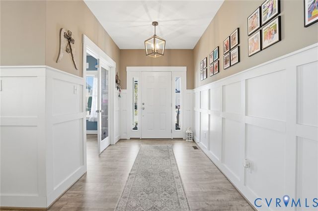 8189 Lyman Ct, Mechanicsville, VA 23116