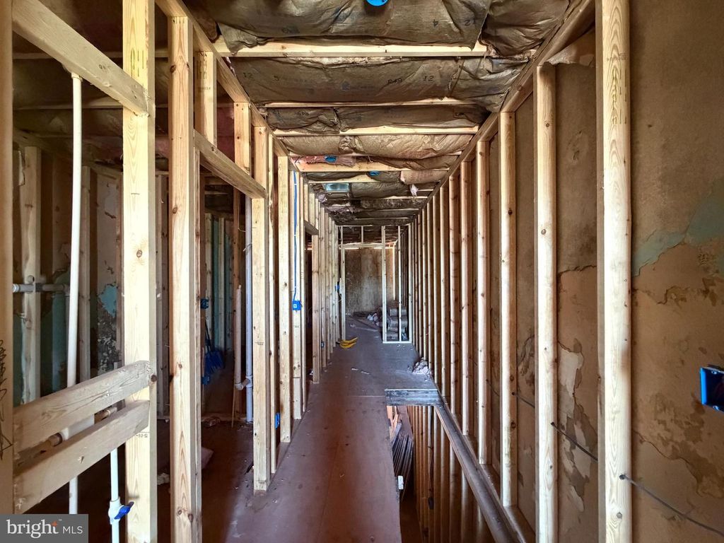 Image 10 of property listing at 1523 N PATTERSON PARK AVE, Baltimore, MD 21213