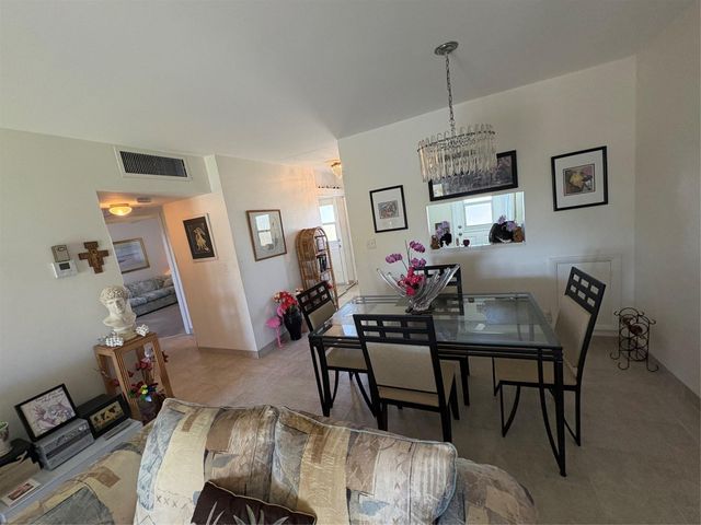 3506 NW 49th Avenue 604, Lauderdale Lakes, FL 33319