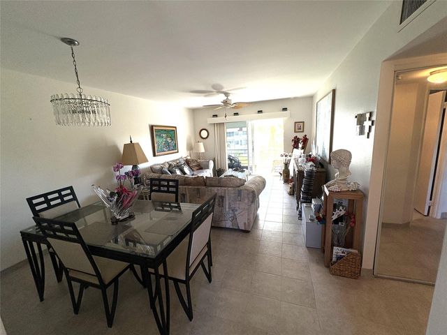 3506 NW 49th Avenue 604, Lauderdale Lakes, FL 33319
