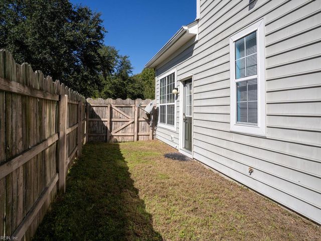 2324 Barnsely CT # 2324, Virginia Beach, VA 23456