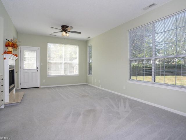 2324 Barnsely CT # 2324, Virginia Beach, VA 23456