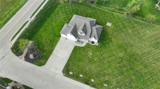 12616 Donahoo Road, Kansas City, KS 66109