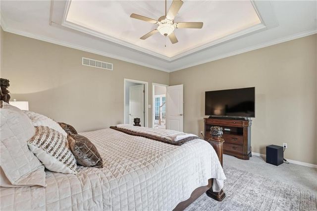 12616 Donahoo Road, Kansas City, KS 66109