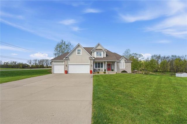 12616 Donahoo Road, Kansas City, KS 66109