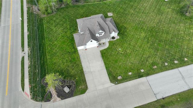 12616 Donahoo Road, Kansas City, KS 66109