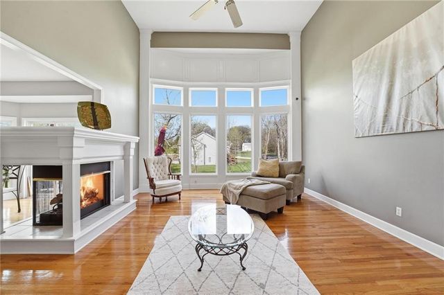 12616 Donahoo Road, Kansas City, KS 66109