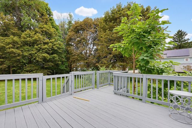 13 Campbell Ave, Leominster, MA 01453