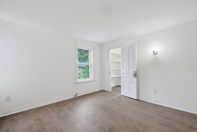 13 Campbell Ave, Leominster, MA 01453