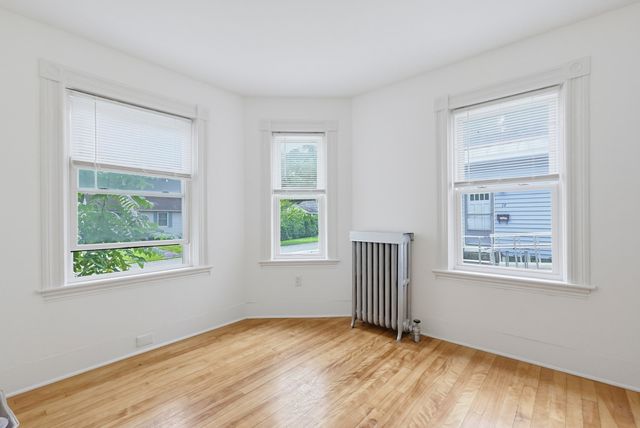 13 Campbell Ave, Leominster, MA 01453