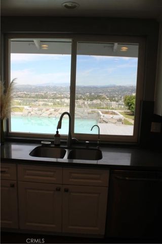 761 W Country Hills, La Habra, CA 90631