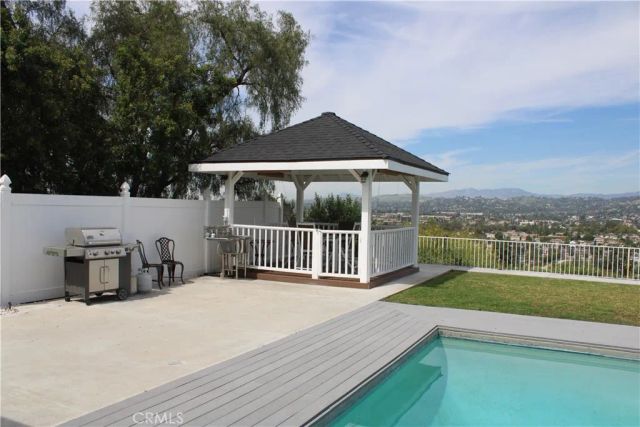 761 W Country Hills, La Habra, CA 90631