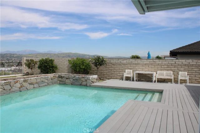 761 W Country Hills, La Habra, CA 90631