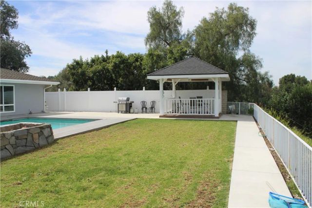 761 W Country Hills, La Habra, CA 90631