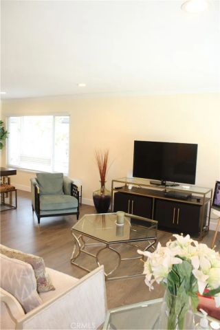 761 W Country Hills, La Habra, CA 90631