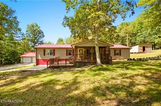 207 CHESTNUT HILL Rd, New Tazewell, TN 37825