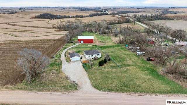 1060 County Road 21, Bennington, NE 68007