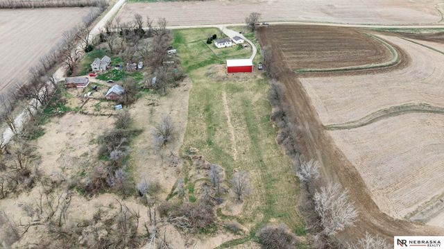1060 County Road 21, Bennington, NE 68007