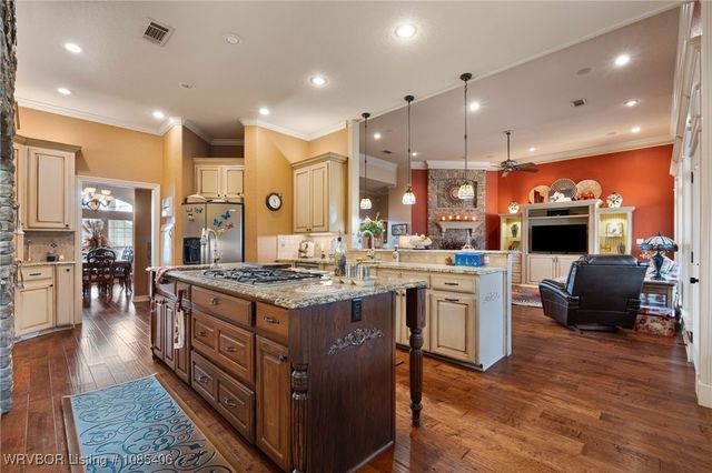 727 Powderhorn Circle, Van Buren, AR 72956