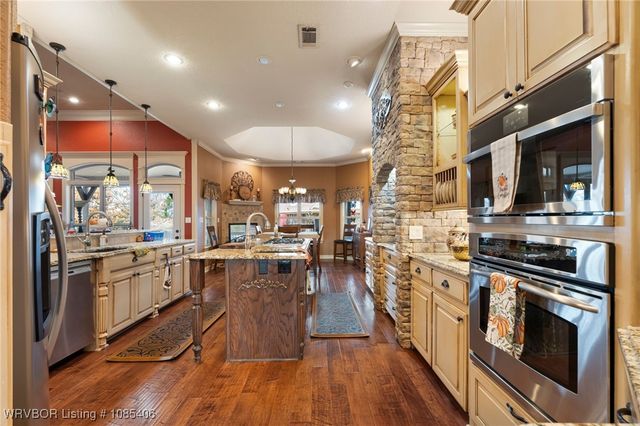 727 Powderhorn Circle, Van Buren, AR 72956