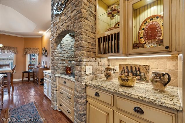 727 Powderhorn Circle, Van Buren, AR 72956