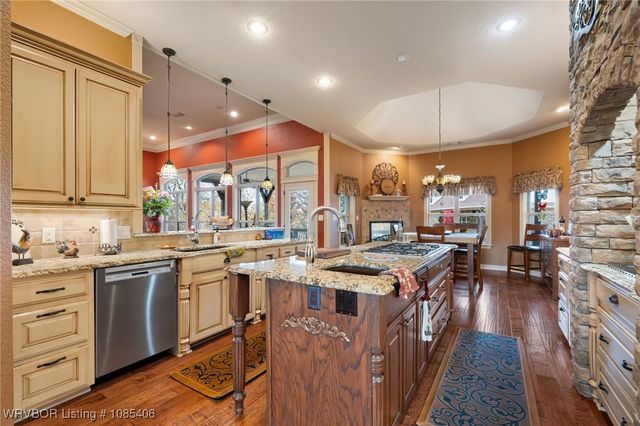 727 Powderhorn Circle, Van Buren, AR 72956