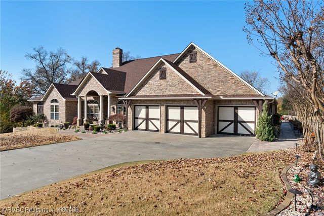 727 Powderhorn Circle, Van Buren, AR 72956