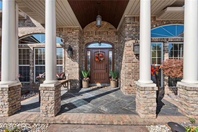 727 Powderhorn Circle, Van Buren, AR 72956