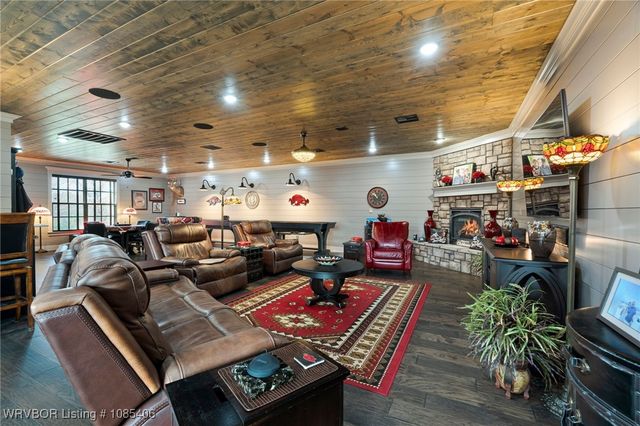 727 Powderhorn Circle, Van Buren, AR 72956