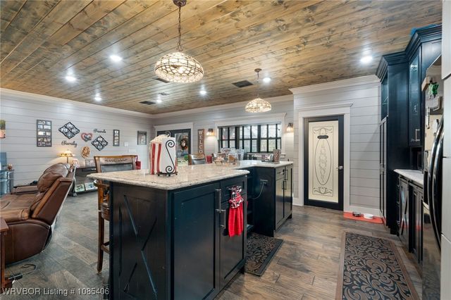 727 Powderhorn Circle, Van Buren, AR 72956