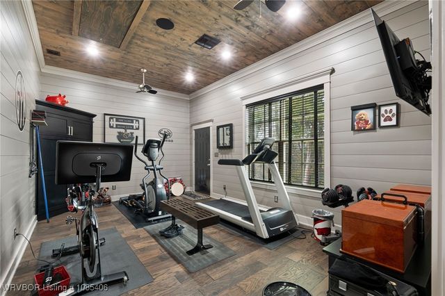 727 Powderhorn Circle, Van Buren, AR 72956