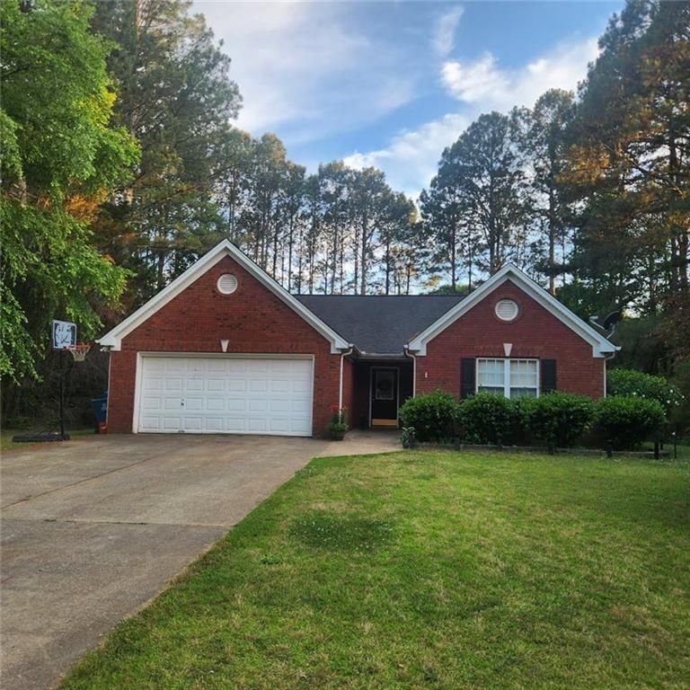 38 Addison Lane, Hoschton, GA 30548