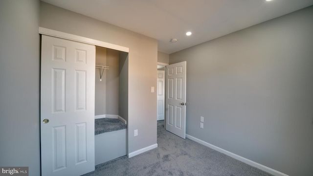 6934 VILLAGE STREAM PL, Gainesville, VA 20155