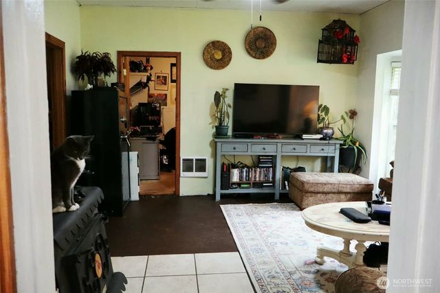 306 Minkler Rd, Winlock, WA 98596