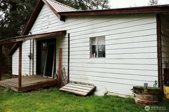 306 Minkler Rd, Winlock, WA 98596