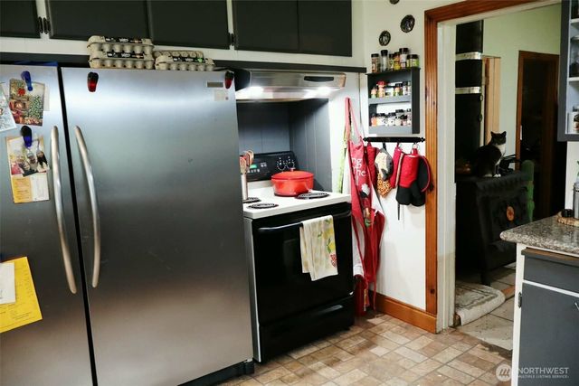 306 Minkler Rd, Winlock, WA 98596