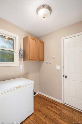 285 Indian Lake Road, Oxford, MI 48371