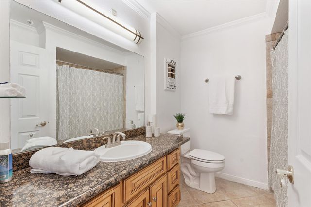 9214 Bronco Drive, Houston, TX 77055