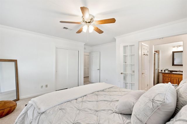 9214 Bronco Drive, Houston, TX 77055