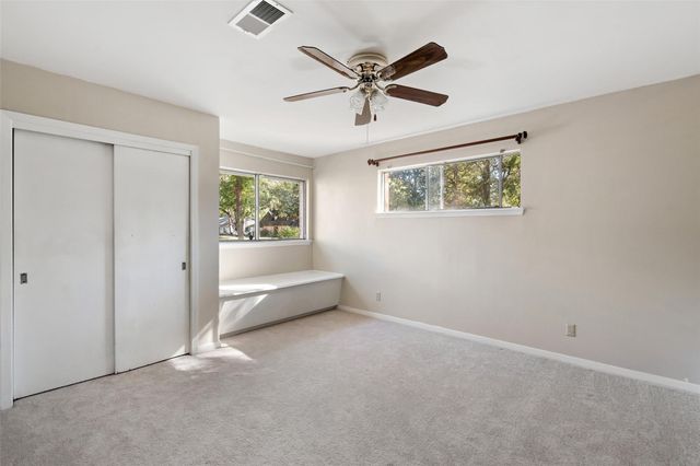 9214 Bronco Drive, Houston, TX 77055