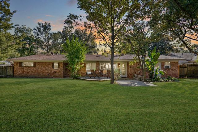 9214 Bronco Drive, Houston, TX 77055