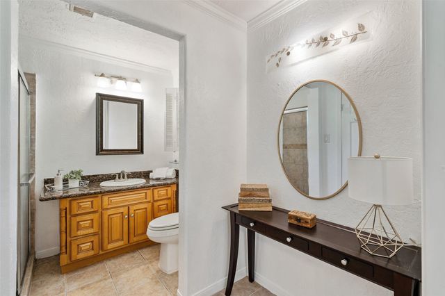 9214 Bronco Drive, Houston, TX 77055