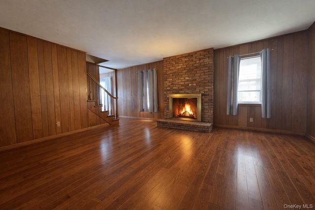 1128 Roanoke Avenue, Riverhead, NY 11901