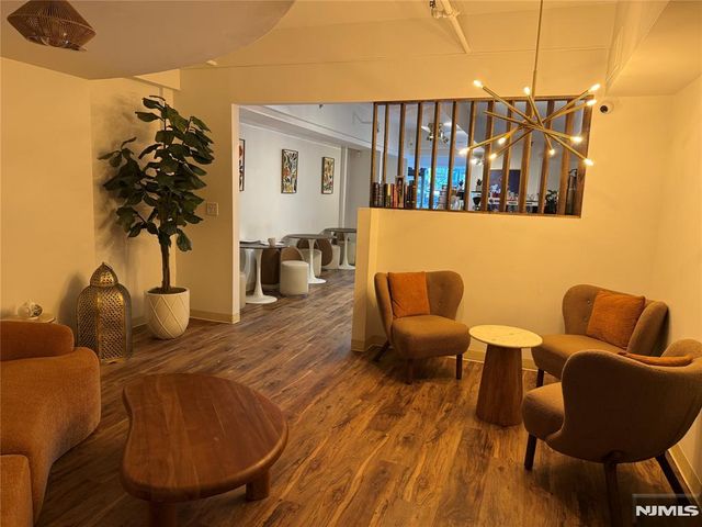 230 Main Street, Fort Lee, NJ 07024