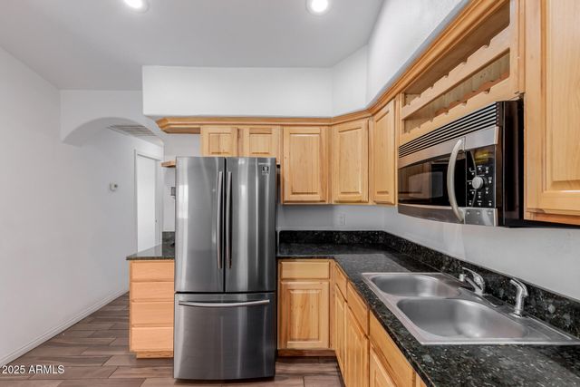 632 W JONES Avenue, Phoenix, AZ 85041