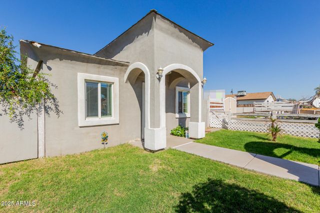 632 W JONES Avenue, Phoenix, AZ 85041