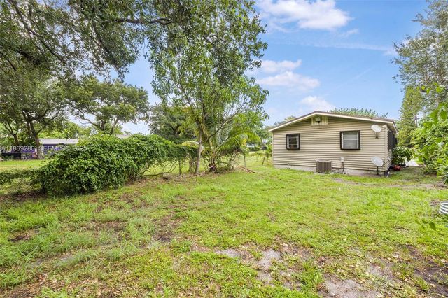 4510 NW 33rd Avenue, Miami, FL 33142