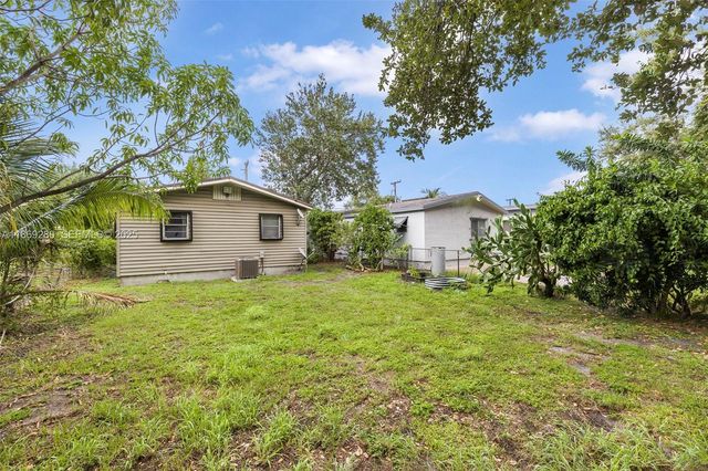4510 NW 33rd Avenue, Miami, FL 33142